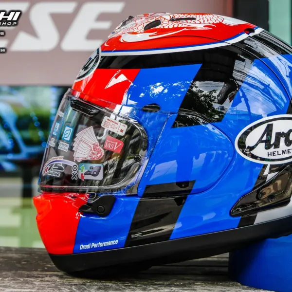 ARAI RX-7V - Leon Haslam