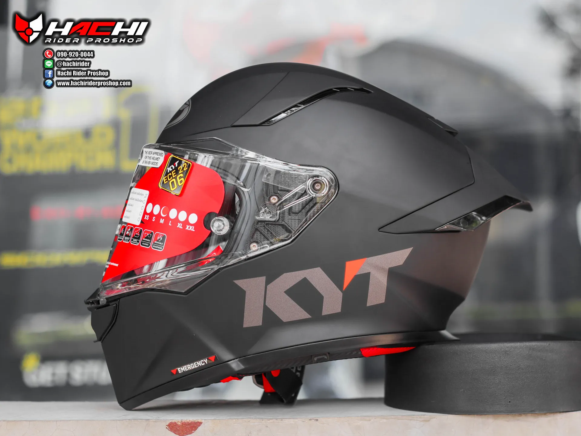 KYT R2R PRO - Plain Matt Black (1) KYT R2R PRO - Plain Matt Black - Image 1