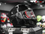 KYT STRIKER Gloss Black