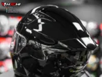 KYT STRIKER Gloss Black
